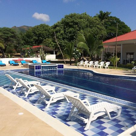 Arizona Ranch Hotel Girardot Ngoại thất bức ảnh