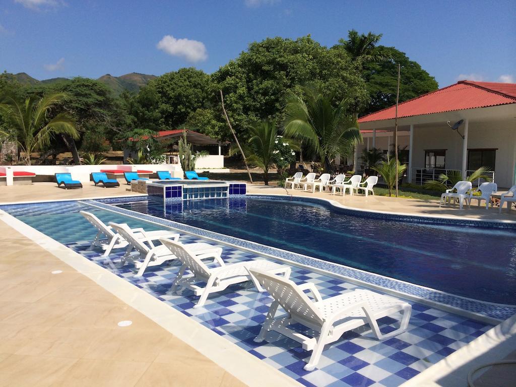 Arizona Ranch Hotel Girardot Ngoại thất bức ảnh
